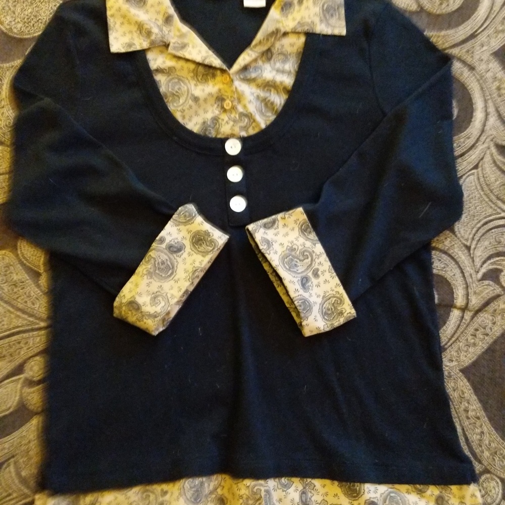 Top - Picture 1 of 2